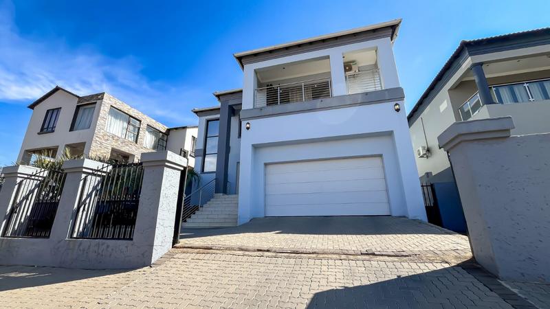 4 Bedroom Property for Sale in South Crest Gauteng