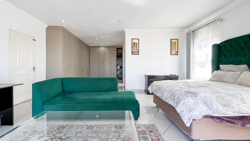 4 Bedroom Property for Sale in South Crest Gauteng