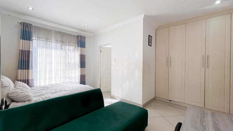 4 Bedroom Property for Sale in South Crest Gauteng