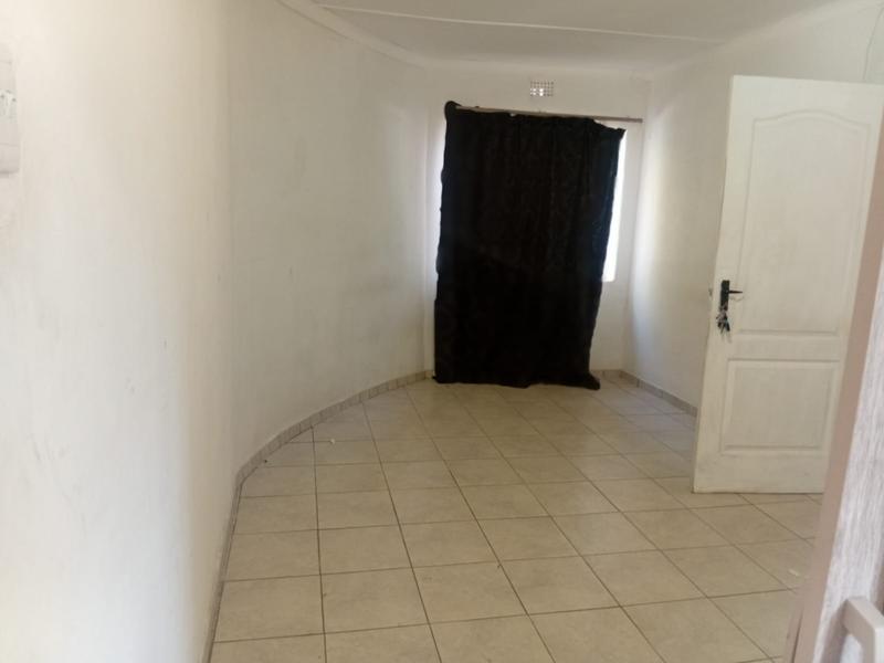 4 Bedroom Property for Sale in Elspark Gauteng