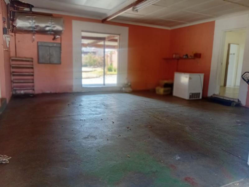 4 Bedroom Property for Sale in Elspark Gauteng