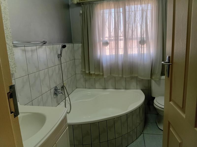 4 Bedroom Property for Sale in Germiston South Gauteng