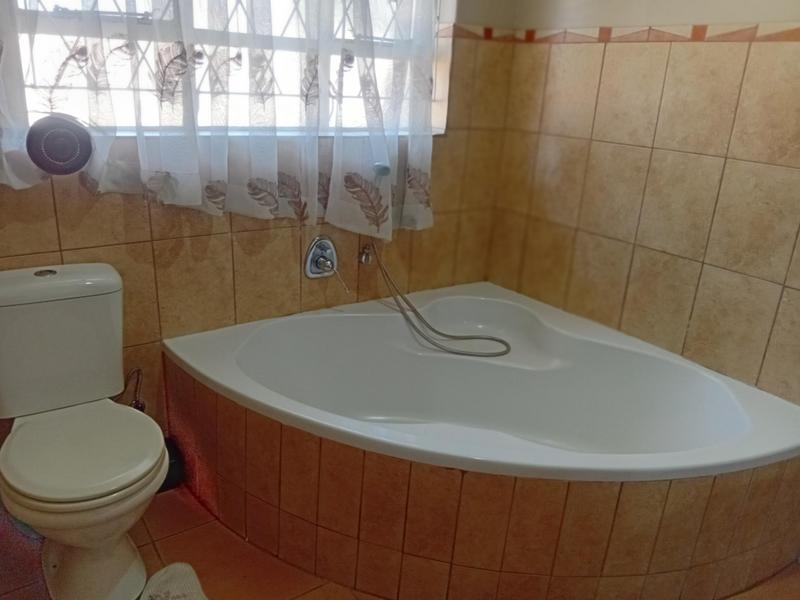 4 Bedroom Property for Sale in Germiston South Gauteng