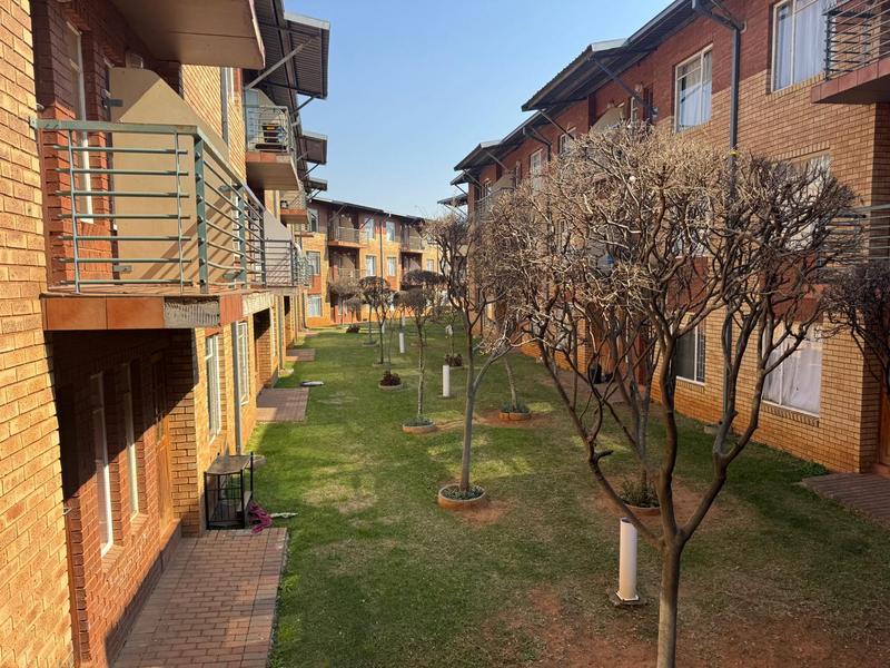 1 Bedroom Property for Sale in Auckland Park Gauteng