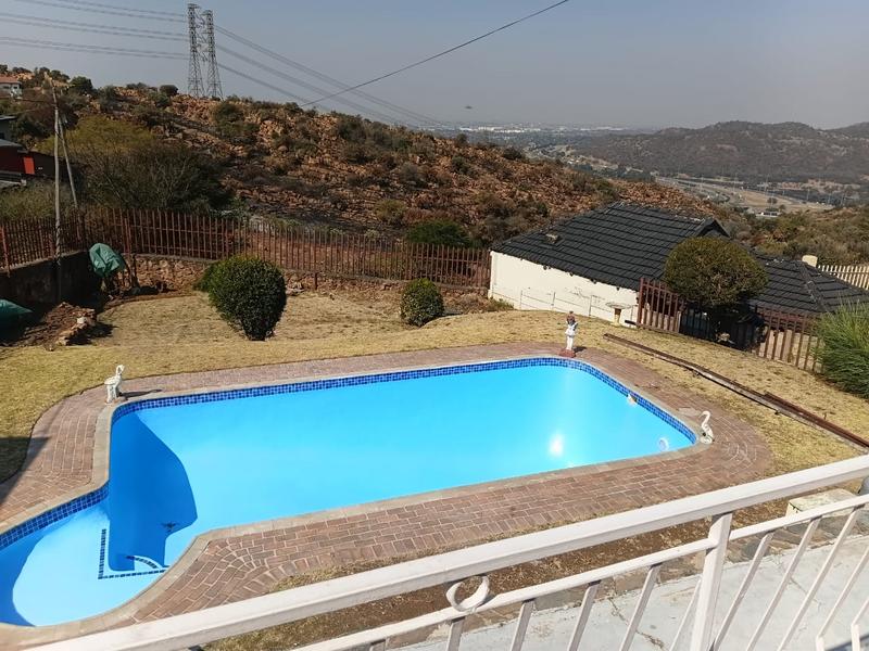 3 Bedroom Property for Sale in Risana Gauteng