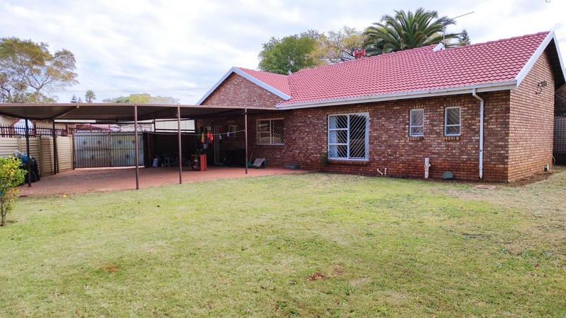 3 Bedroom Property for Sale in Laudium Gauteng