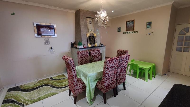 3 Bedroom Property for Sale in Laudium Gauteng