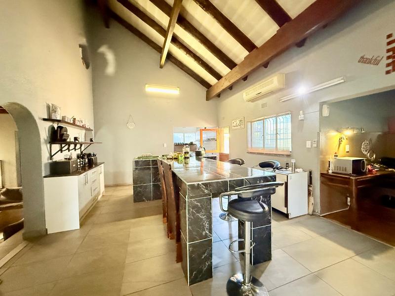 4 Bedroom Property for Sale in Flora Gardens Gauteng