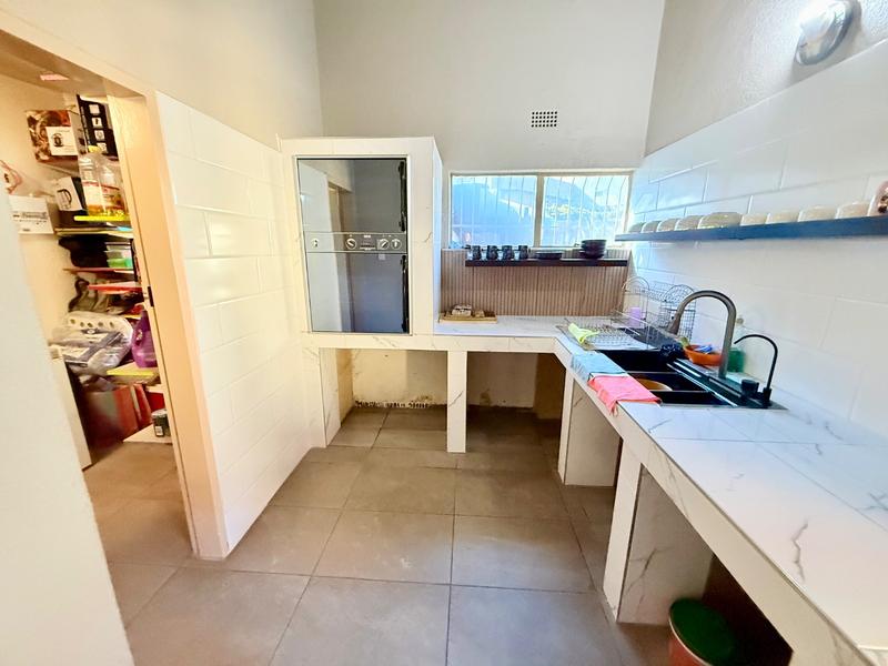 4 Bedroom Property for Sale in Flora Gardens Gauteng