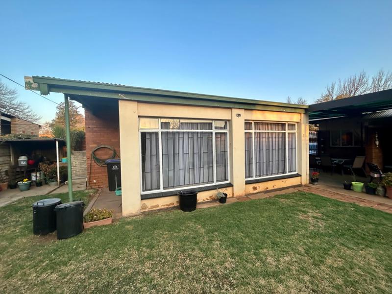 2 Bedroom Property for Sale in Vanderbijlpark CE 1 Gauteng