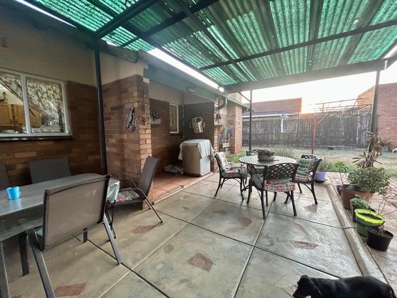 2 Bedroom Property for Sale in Vanderbijlpark CE 1 Gauteng