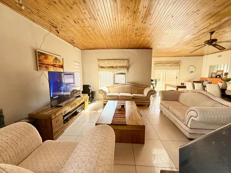 3 Bedroom Property for Sale in Vanderbijlpark CE 1 Gauteng