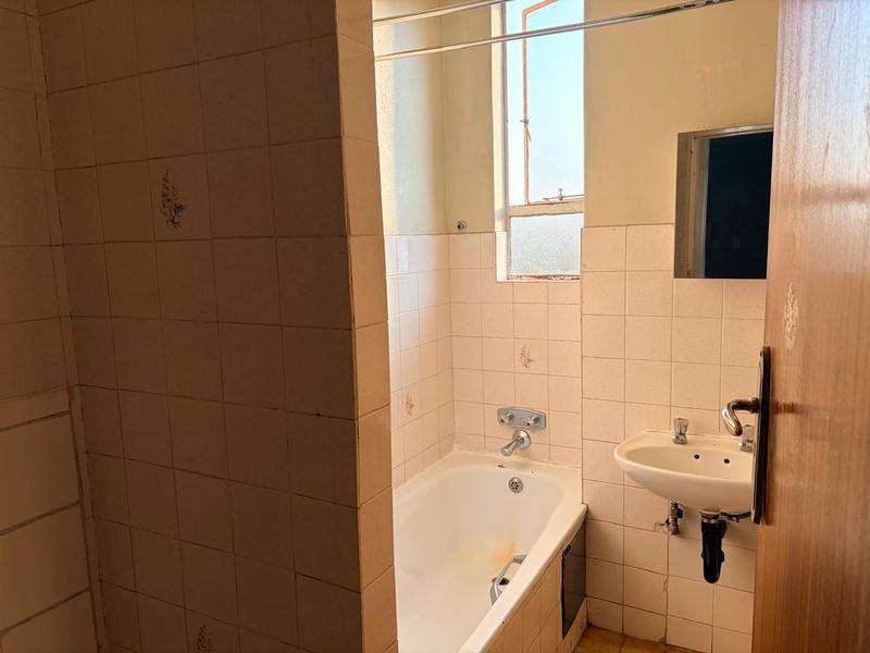 To Let 3 Bedroom Property for Rent in Sunnyside Gauteng