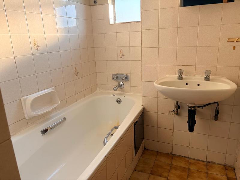 To Let 3 Bedroom Property for Rent in Sunnyside Gauteng