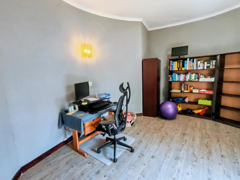 5 Bedroom Property for Sale in Zwartkop Gauteng