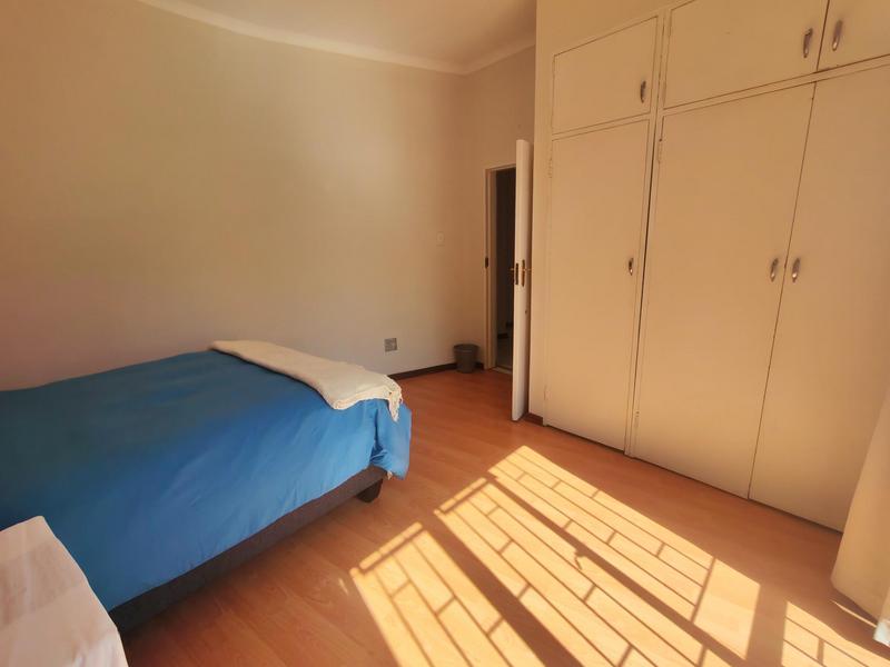 5 Bedroom Property for Sale in Zwartkop Gauteng