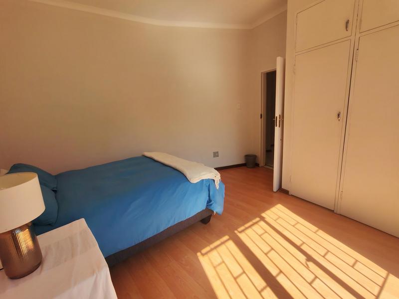 5 Bedroom Property for Sale in Zwartkop Gauteng