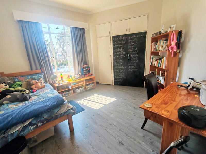 5 Bedroom Property for Sale in Zwartkop Gauteng