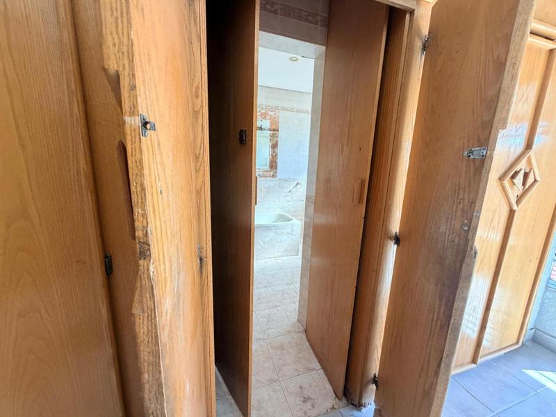 To Let 4 Bedroom Property for Rent in Laudium Gauteng
