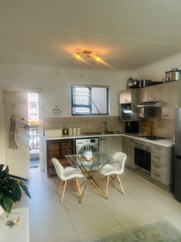 1 Bedroom Property for Sale in Carlswald Gauteng