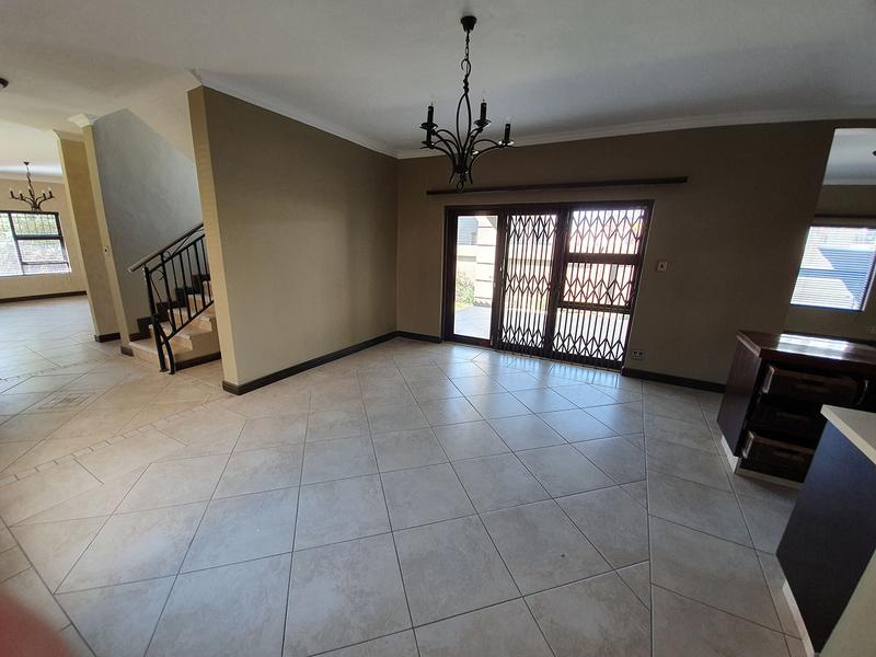 To Let 5 Bedroom Property for Rent in Fourways Gauteng