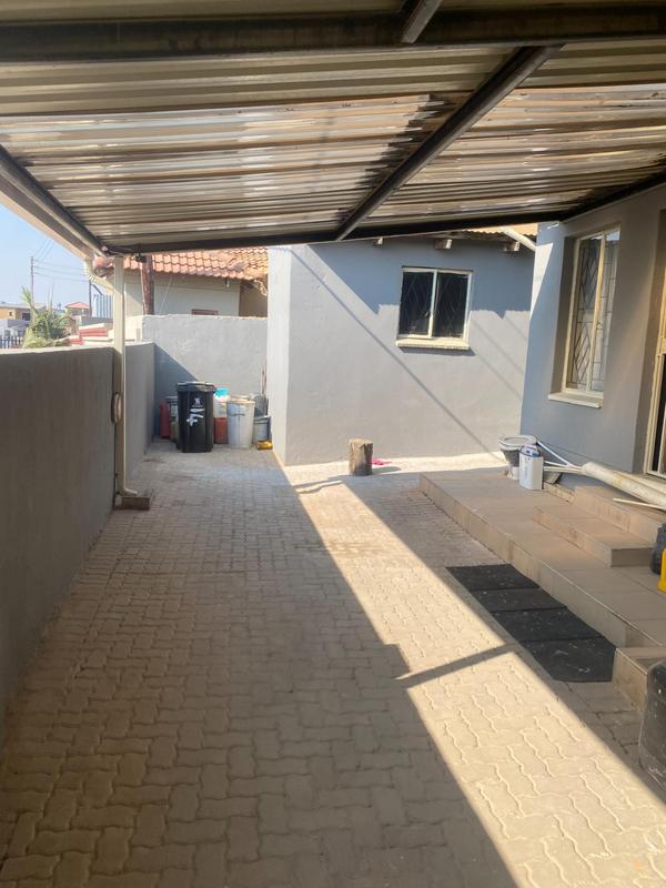 3 Bedroom Property for Sale in Ebony Park Gauteng