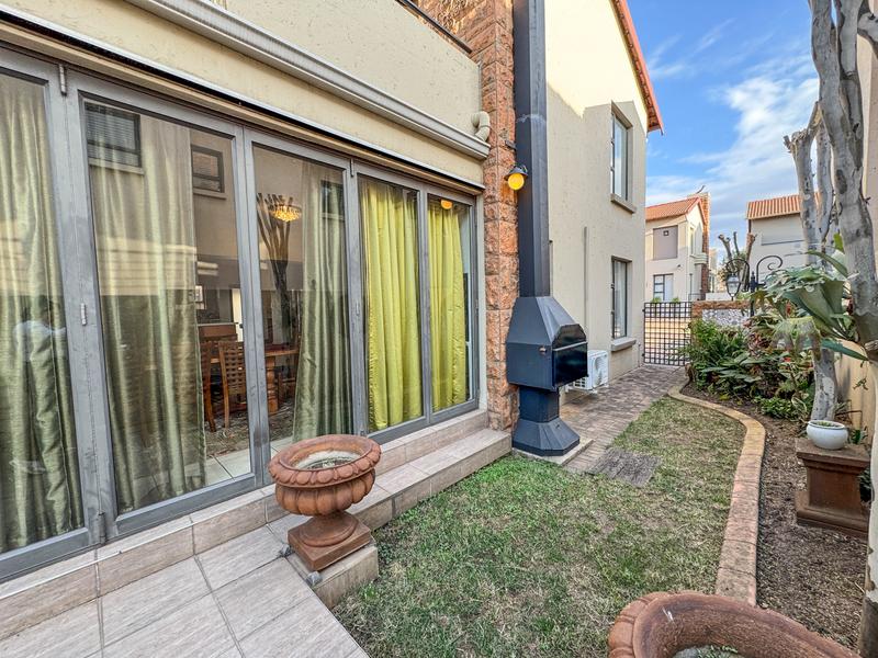 To Let 3 Bedroom Property for Rent in Midstream Estate Gauteng