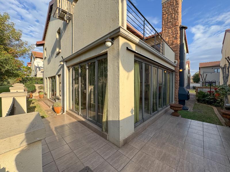 To Let 3 Bedroom Property for Rent in Midstream Estate Gauteng