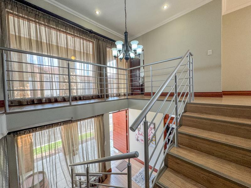 To Let 3 Bedroom Property for Rent in Midstream Estate Gauteng