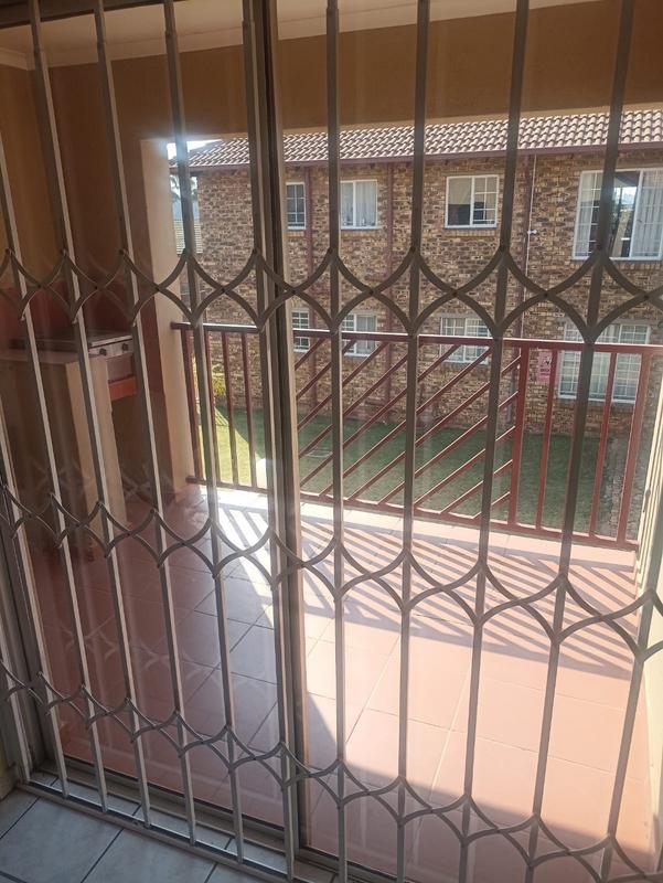 To Let 2 Bedroom Property for Rent in Moreleta Park Gauteng