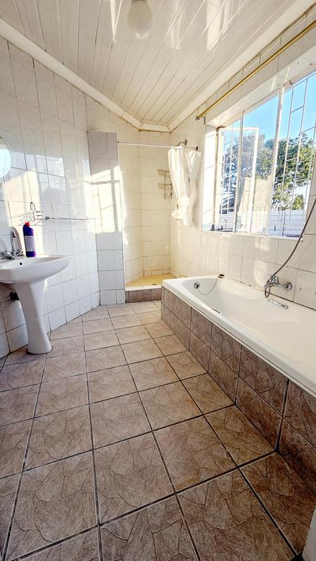 To Let 2 Bedroom Property for Rent in Albemarle Gauteng