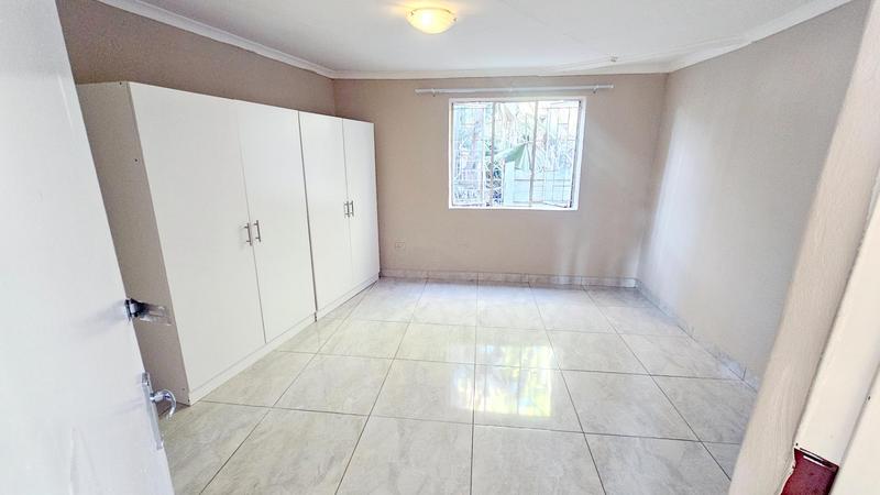 To Let 2 Bedroom Property for Rent in Albemarle Gauteng