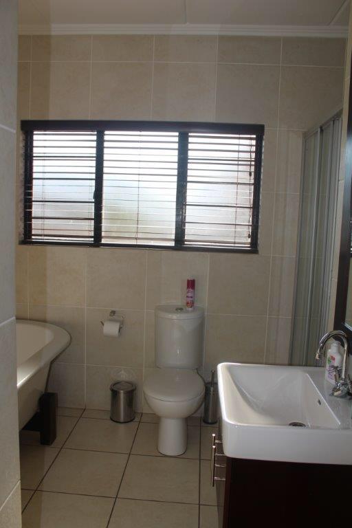 To Let 2 Bedroom Property for Rent in Solheim Gauteng