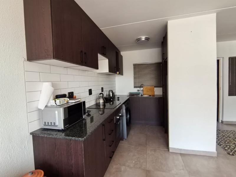 1 Bedroom Property for Sale in Bedfordview Gauteng