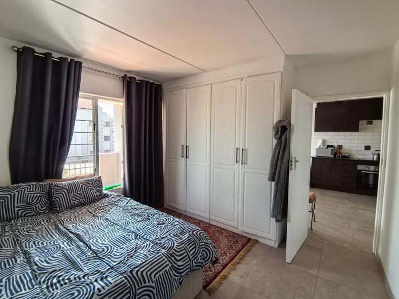 1 Bedroom Property for Sale in Bedfordview Gauteng