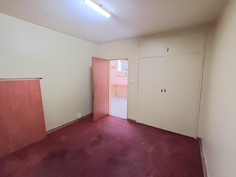 1 Bedroom Property for Sale in Laudium Gauteng