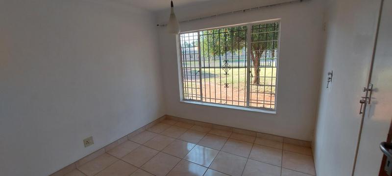 To Let 3 Bedroom Property for Rent in Erasmia Gauteng