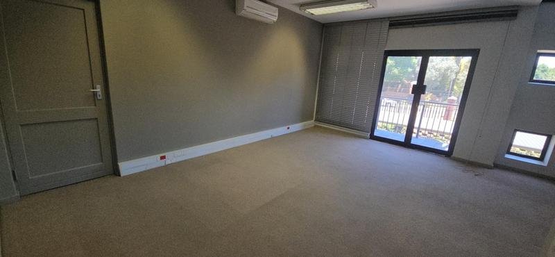 To Let Commercial Property for Rent in Carlswald Gauteng