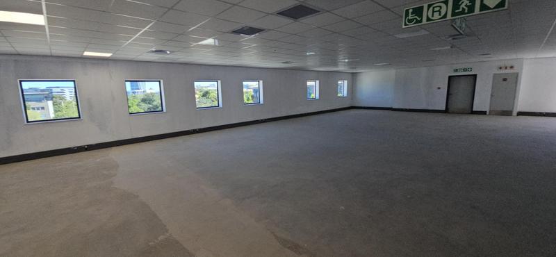 To Let Commercial Property for Rent in Vorna Valley Gauteng