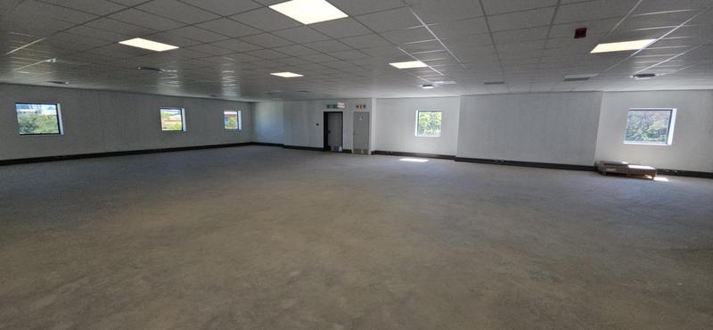 To Let Commercial Property for Rent in Vorna Valley Gauteng