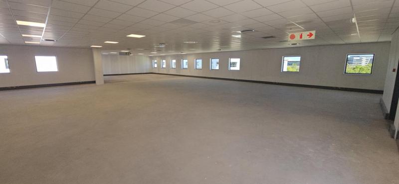 To Let Commercial Property for Rent in Vorna Valley Gauteng
