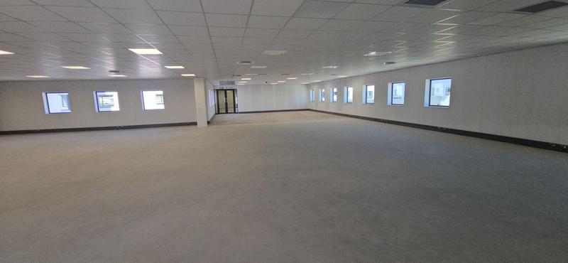 To Let Commercial Property for Rent in Vorna Valley Gauteng