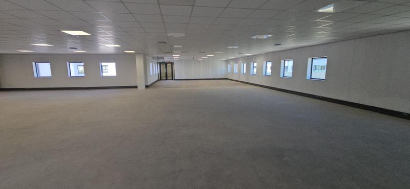 To Let Commercial Property for Rent in Vorna Valley Gauteng