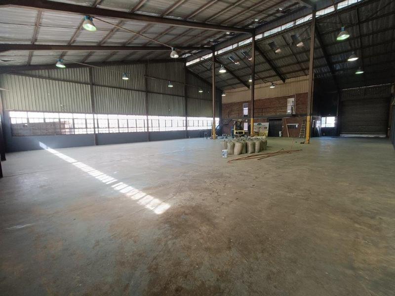 To Let Commercial Property for Rent in Robertville Gauteng