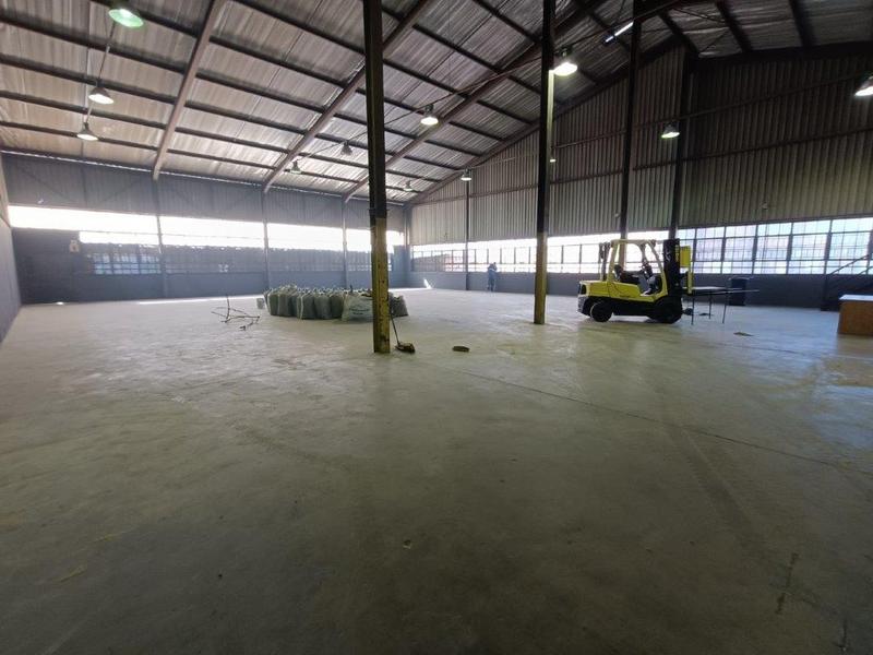 To Let Commercial Property for Rent in Robertville Gauteng