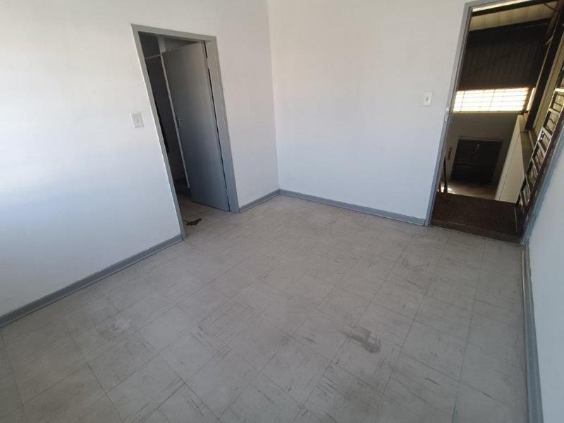 To Let Commercial Property for Rent in Robertville Gauteng