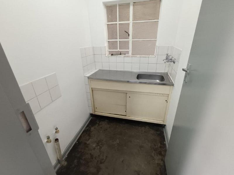 To Let Commercial Property for Rent in Robertville Gauteng