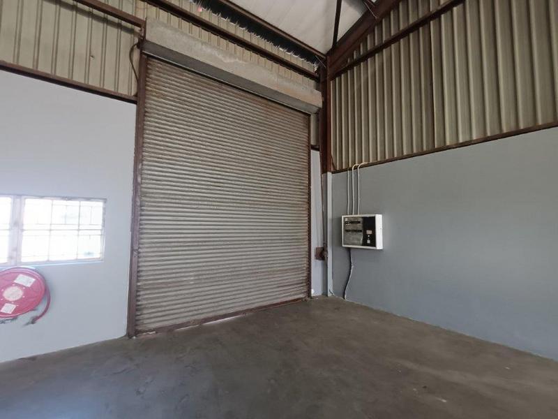 To Let Commercial Property for Rent in Robertville Gauteng