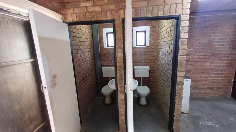 To Let Commercial Property for Rent in Hennopspark Gauteng