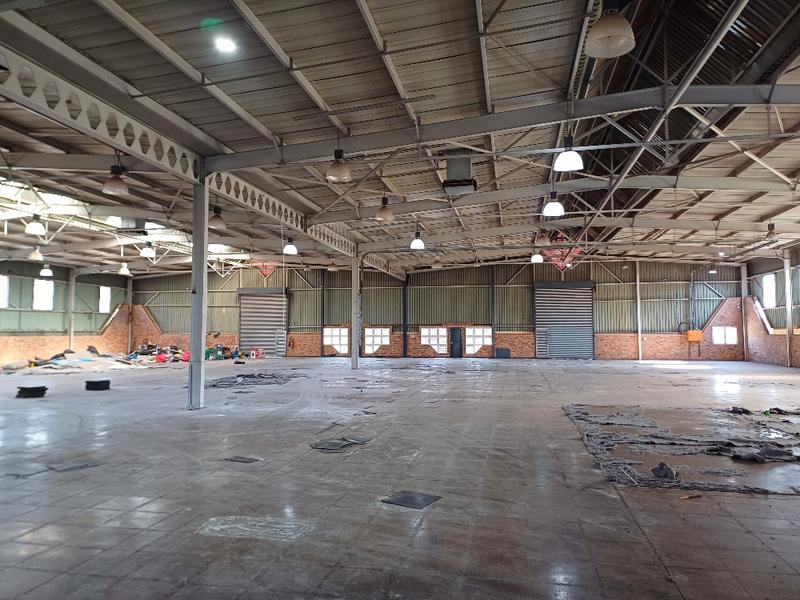 To Let Commercial Property for Rent in Rooihuiskraal Gauteng